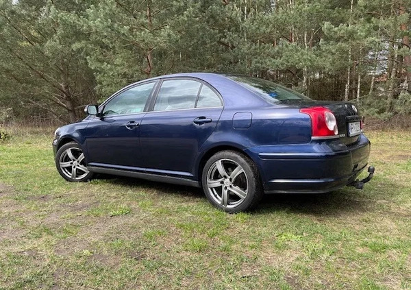 Toyota Avensis cena 13200 przebieg: 287440, rok produkcji 2008 z Piaseczno małe 56